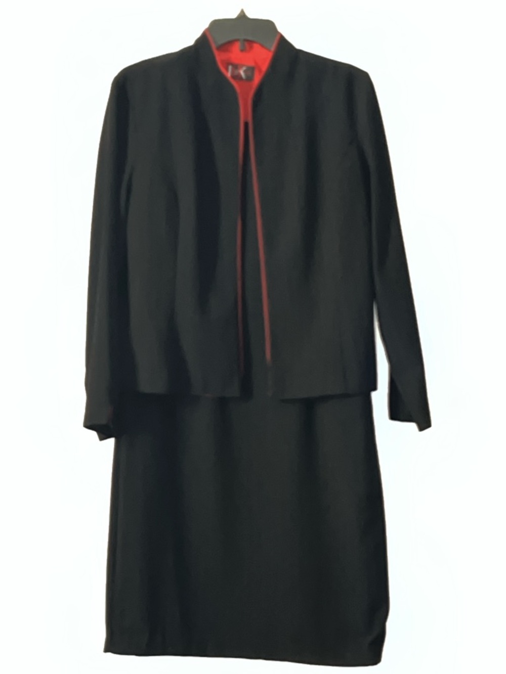 R&K Black Label with Red Accent Petite Two Piece Suit, Size OP‎